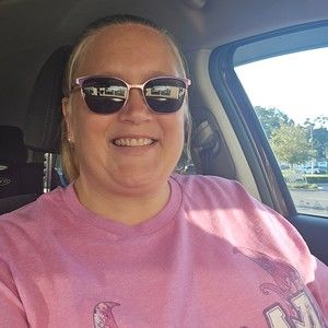 Meet your Posher, Caymen